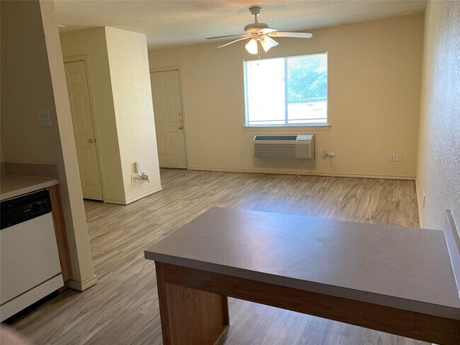Photo - Eagle Place Apartments