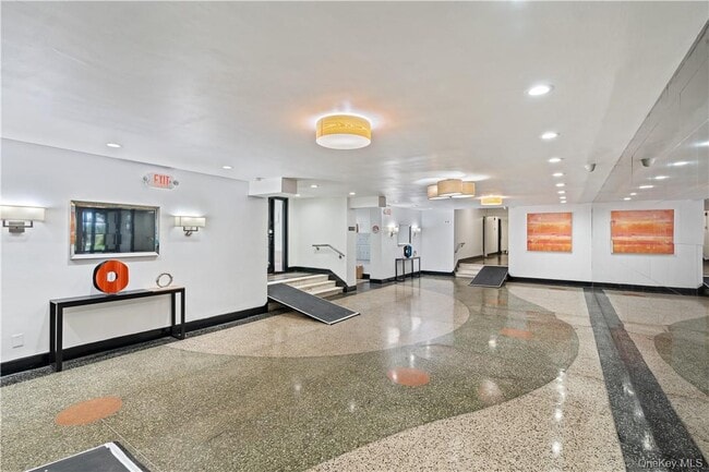 Photo - 33 William St Unit L1