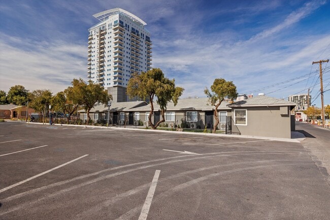 Photo - Downtown Apartments