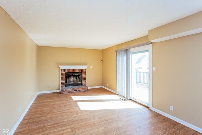 Photo - 3735 Crickwood Dr