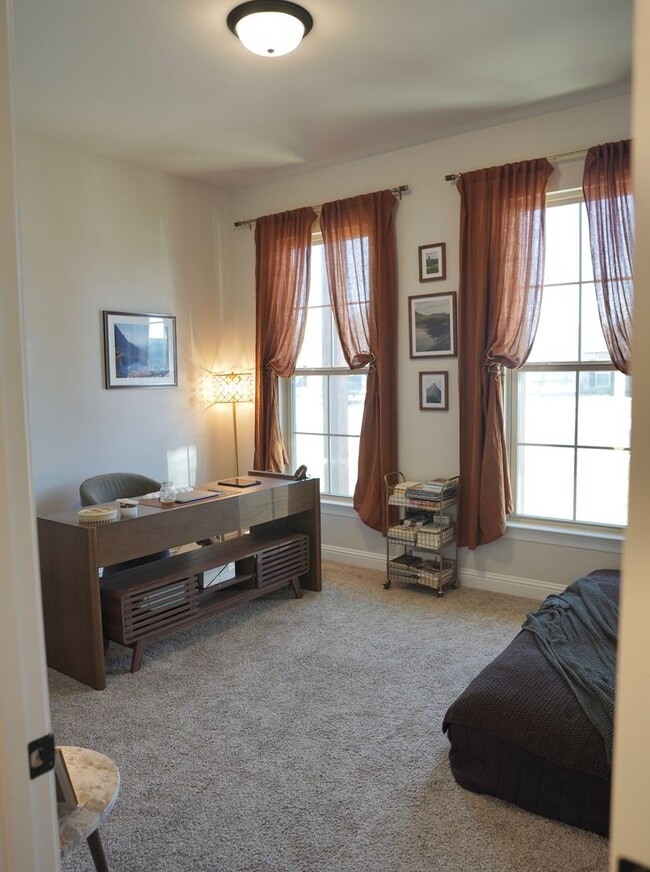 Photo - 223 St Edmunds Wy