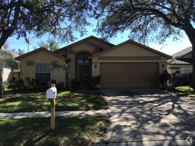 Building Photo - 2016 Cattleman Dr Rental