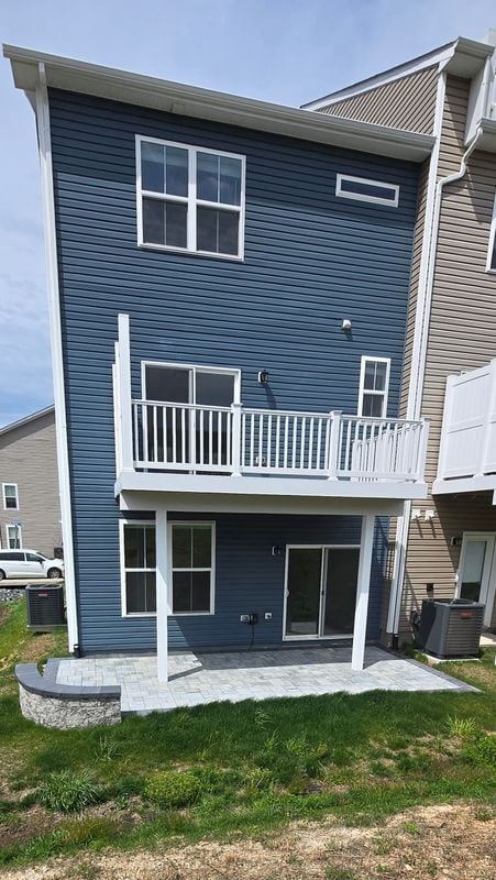 Photo - 1605 Aster Ln