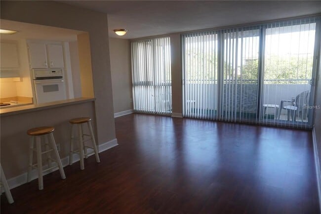 Photo - 470 3rd St S Unit 309