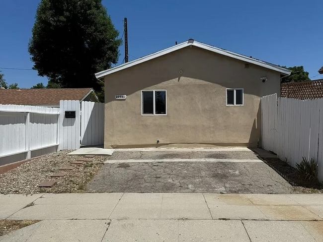 Building Photo - 22941 Runnymede St Rental