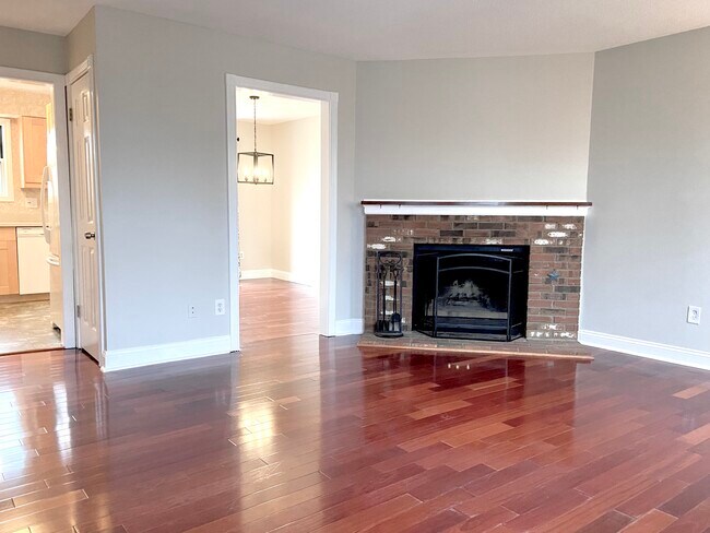 Photo - 204 Austin Ryer Ln