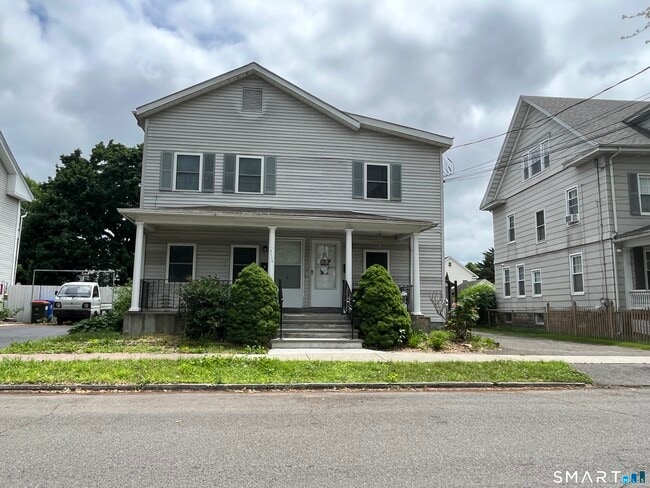77 Meadow St Unit 2nd. Floor