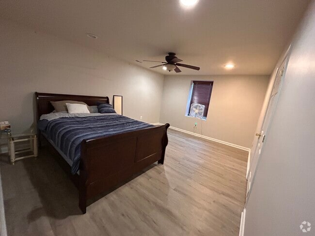 Building Photo - 4688 Woodland Rd Rental