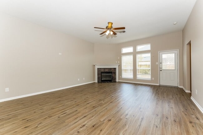 Photo - 9957 Yearling Pl