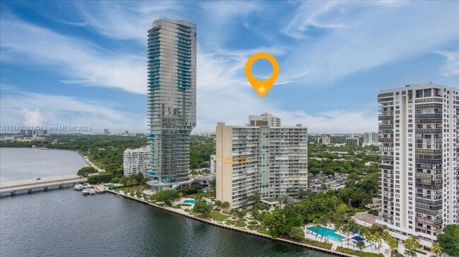 Building Photo - 2451 Brickell Ave Unit 14D