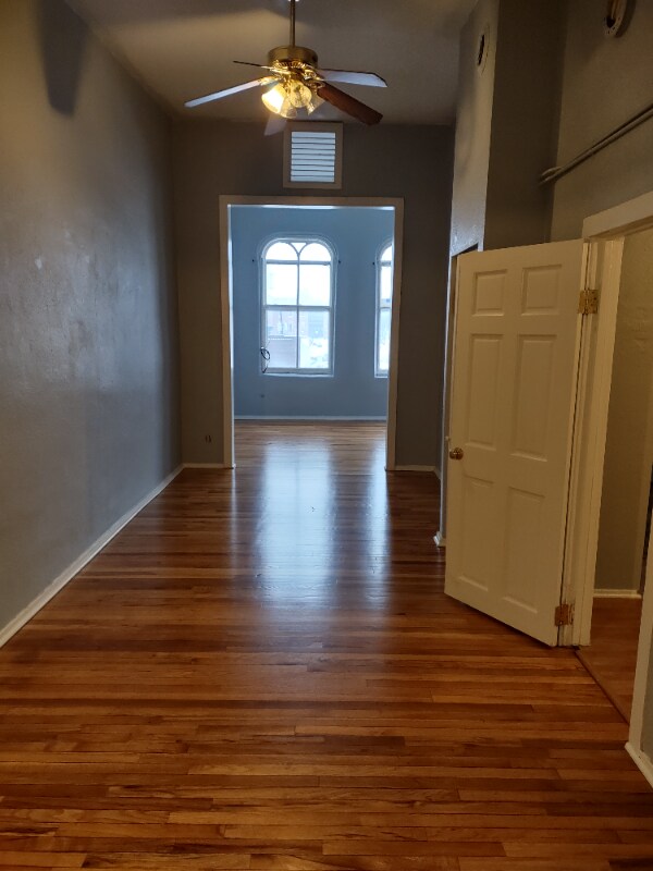 Photo - 105 2nd St E Unit Apartment 3