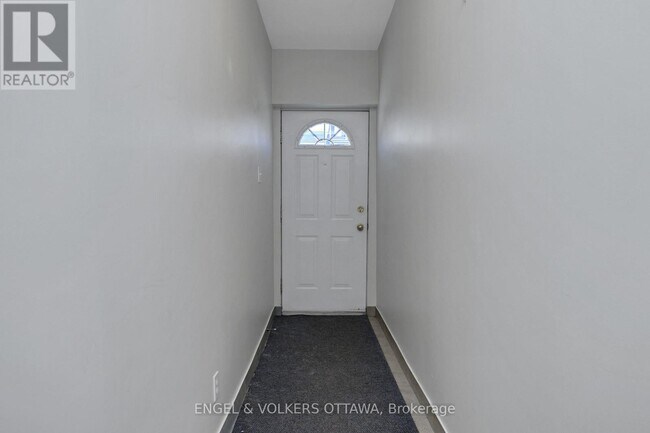 Photo - 504 Hilson Ave