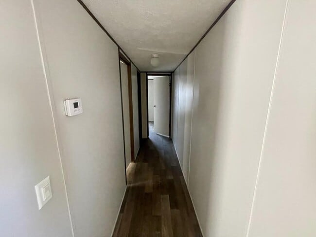 Photo - 555 Crandlemire Rd