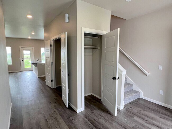 Photo - Brand New Build!