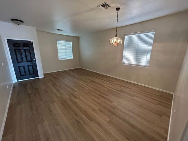 Photo - 6315 S 69th Glen