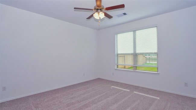 Building Photo - 5735 Aurora Grns Ln