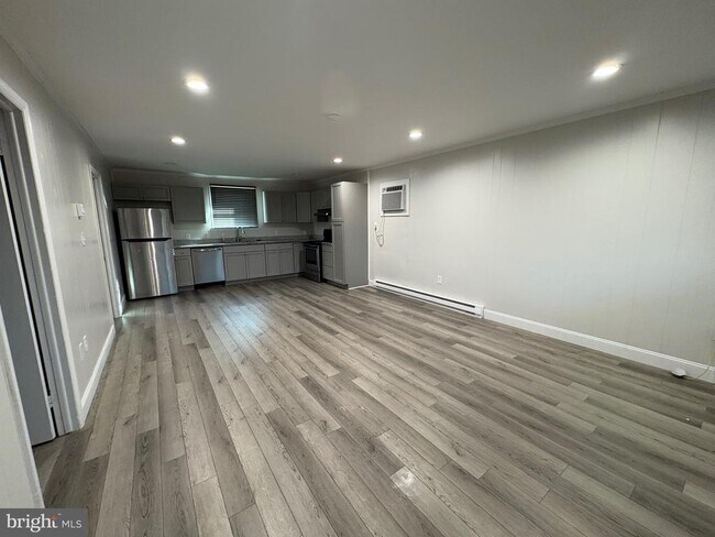 Photo - 1056 Dual Pl Unit 7