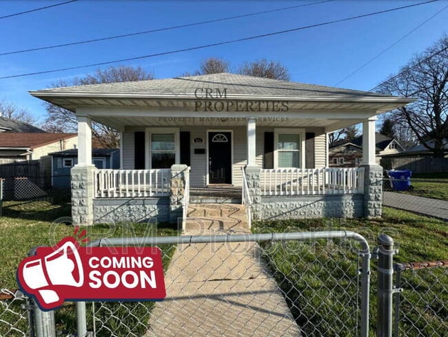 Building Photo - 414 W King St