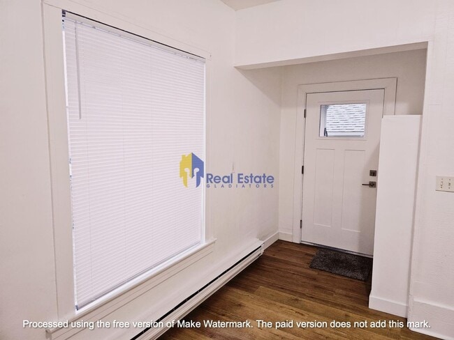 Photo - 3 Bed 1.5 Bath Pet Friendly Home in Monroe