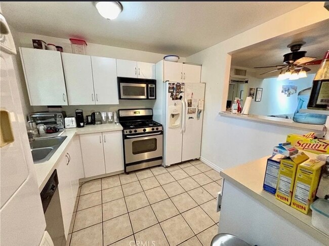 Photo - 18350 Hatteras St Unidad 260