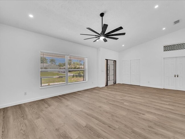 Photo - 2928 SE Bella Rd