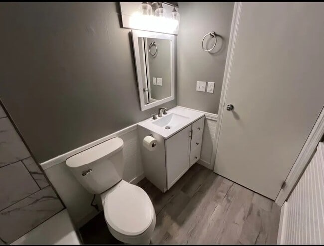 Photo - 5410 Dunmore Dr