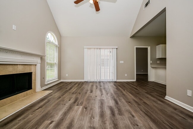 Photo - 1101 E Shoreview Rd