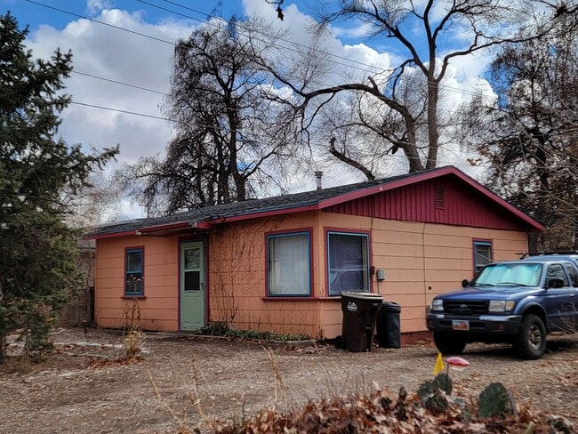 Photo - IN-TOWN HOME FOR RENT