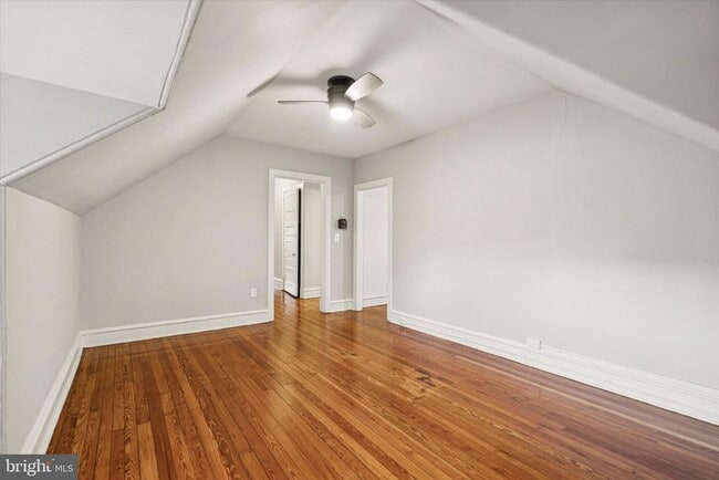 Photo - 111 E Gorgas Ln