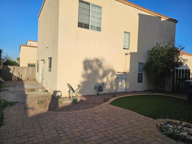 Photo - 1026 W Libra Dr