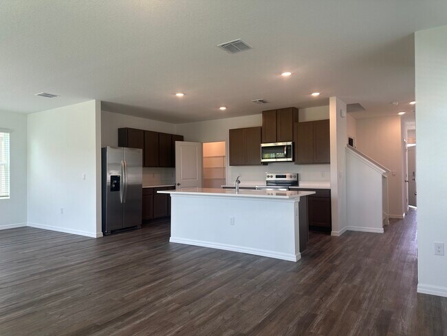 Kitchen - 10574 Dusty Boot Rd
