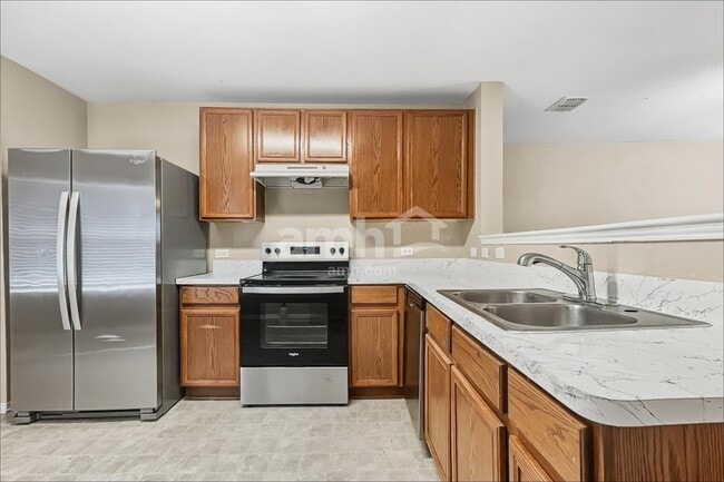 Photo - 1120 Boxwood Dr