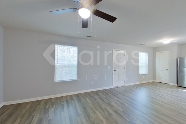 Photo - 10 Plymouth Ct