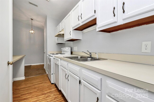 Photo - 6146 Meadow Rose Ln