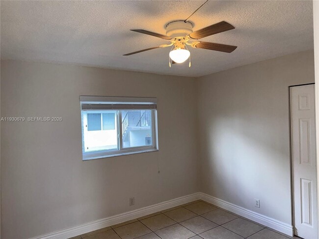 Photo - 711 NE 2nd Ave Unit 102