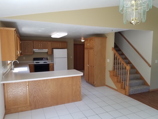 Photo - 3290 Windland Dr Unit 3288WindlandDr