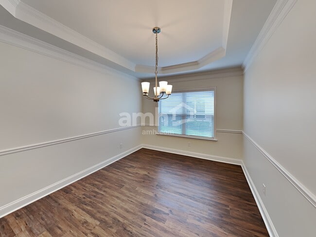 Photo - 514 Crestmont Ln