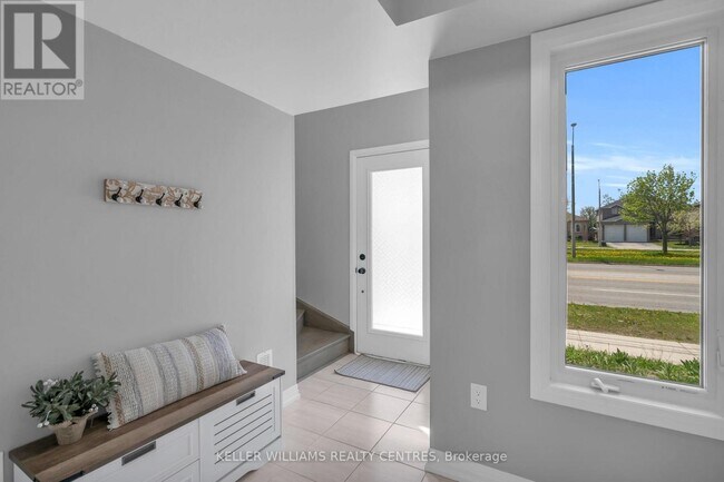 Photo - 43 Fairlane Ave