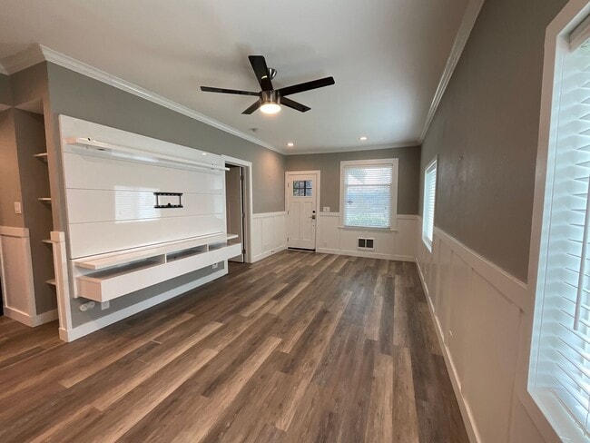 Photo - 3 Bedroom Home with Beautiful Upgrades in Everett