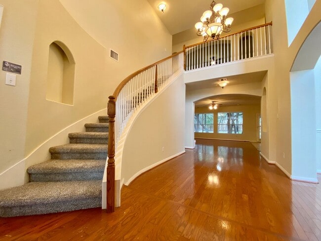 Photo - Gorgeous 4/3.5 in Cedar Park!!