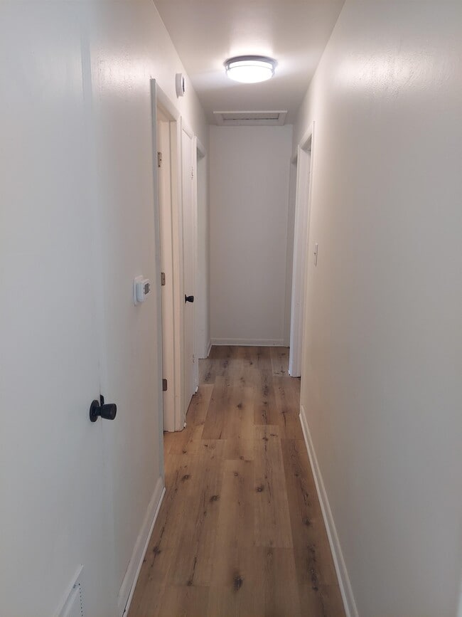 Photo - 311 Stewart Dr