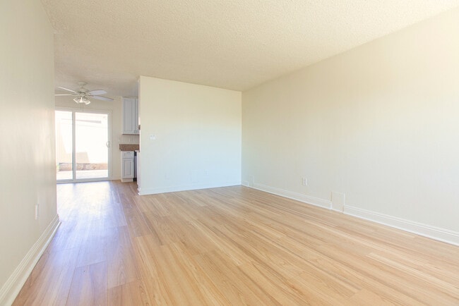 Living Room - 2320 Clark Ln