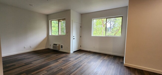 Ames Creek Apartments