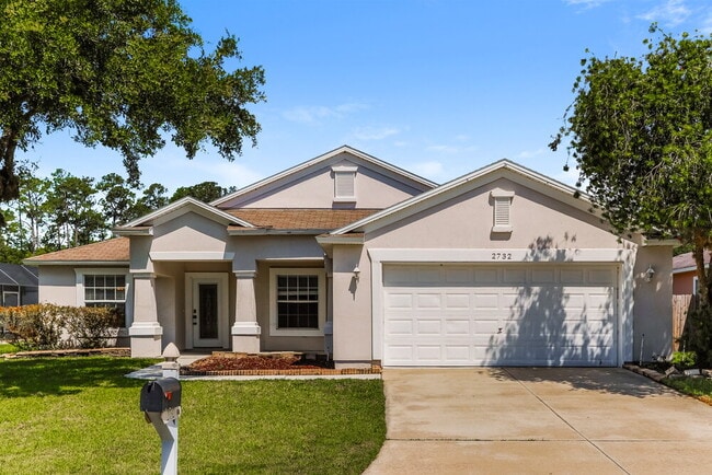 Building Photo - 2732 Woodsdale Dr