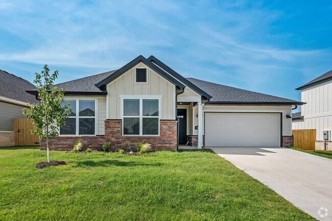 Building Photo - Brand New 4 Bed, 2 Bath Home | Modern Comf...