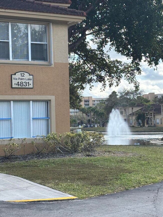 Photo - 4831 Via Palm Lakes