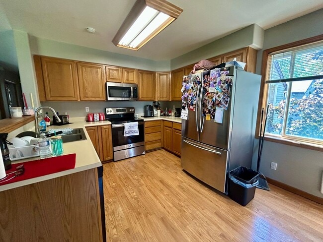Photo - 643 W Horton Way