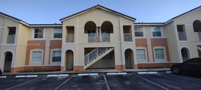 Photo - 1652 SE 28th St