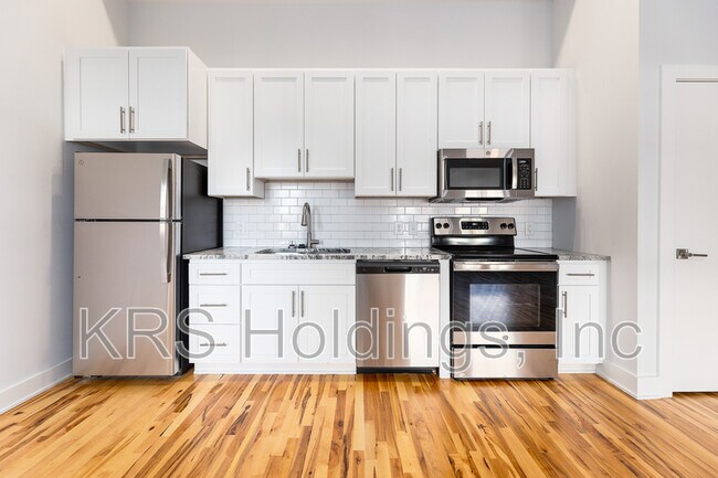 Photo - 306 N Road St Unit 103