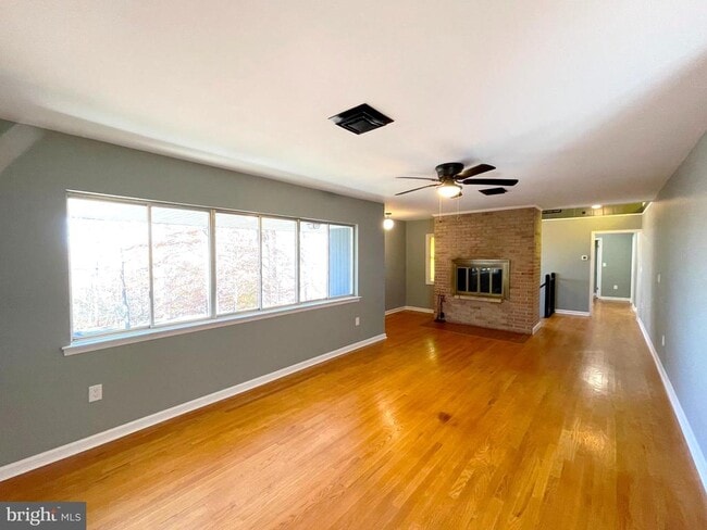 Photo - 9457 Boyds Turn Rd